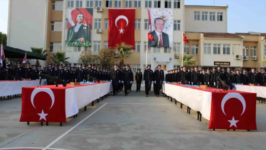 Aydın Polis Okulu, ilk kadın mezunlarını verdi