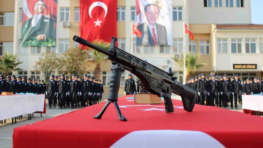 Aydın Polis Okulu, ilk kadın mezunlarını verdi