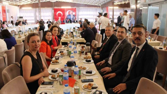 Aydın protokolü bayramlaştı