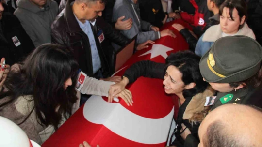 Aydın şehidini uğurladı