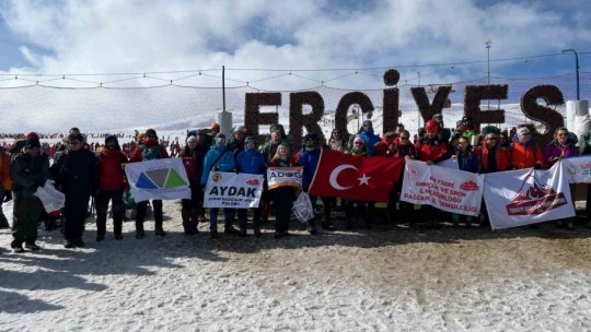Aydınlı dağcılar, Anadolu'nun Olimpos'una tırmandı