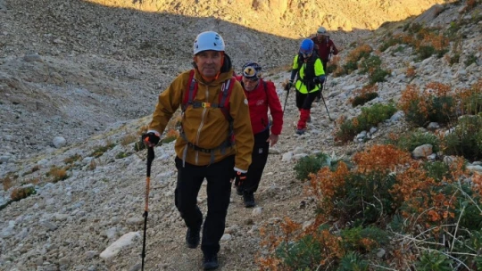 Aydınlı dağcılar, Batı Torosların en yüksek ikinci dağına tırmandı