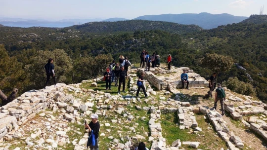 Aydınlı doğaseverler, Bodrum'un arka bahçesini gezdi