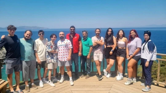 Aydınlı gençler Milli Park'ta çevre temizliği yaptı