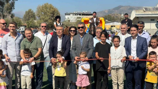 Aydınlı işadamı Yaralı'dan Köşk'e jest, çocuklar eğlendi veliler mutlu oldu