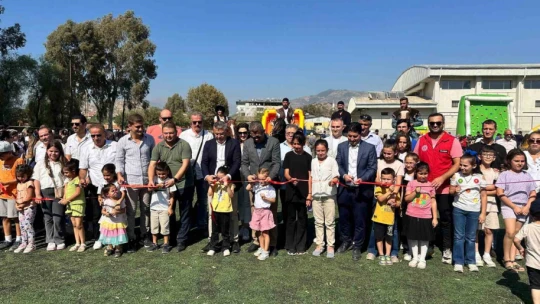 Aydınlı işadamı Yaralı'dan Köşk'e jest, çocuklar eğlendi veliler mutlu oldu