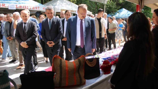 Aydınlı kursiyerler, el emeği ürünlerini görücüye çıkarttı