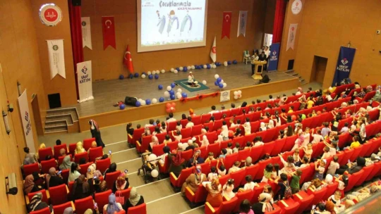 Aydınlı minikler 100. Yıl Şenliği'nde buluştu