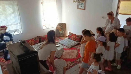 Aydınlı minikler Milli Mücadele kahramanlarını tanıdı