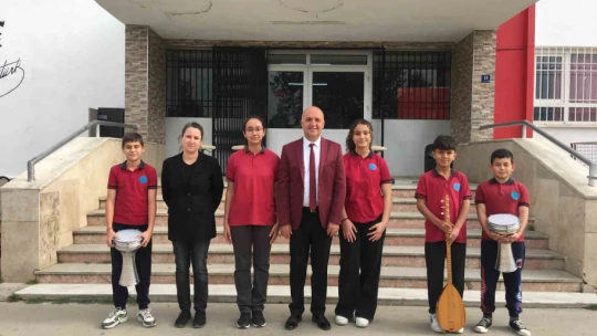 Aydınlı öğrenciler 'Yedi Bölge Yeni Name Projesiyle' 23 Nisan'ı kutlandı