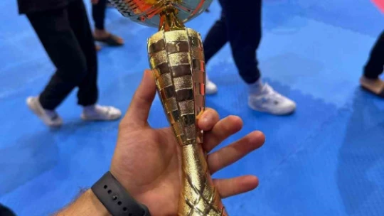 Aydınlı sporcular şampiyonluk kupasını Türkiye'ye getirdi