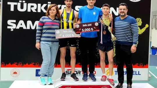 Aydınlı sporcular Türkiye Şampiyonası'ndan madalyalarla döndü
