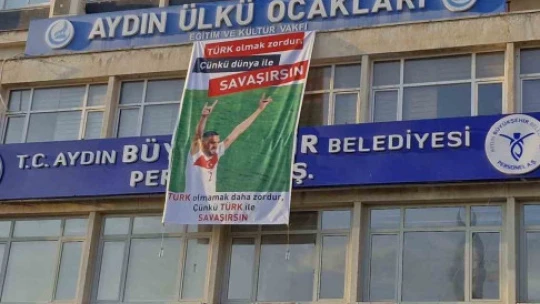 Aydınlı ülkücülerden Merih Demiral'a destek