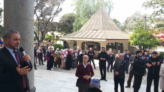 Aydınlı umreciler dualarla uğurlandı