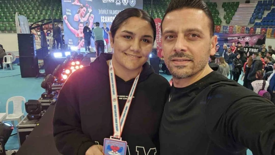Aydınlı Yağmur, Türkiye 3'üncüsü oldu