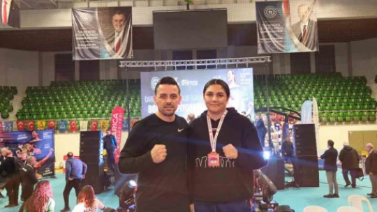 Aydınlı Yağmur, Türkiye 3'üncüsü oldu