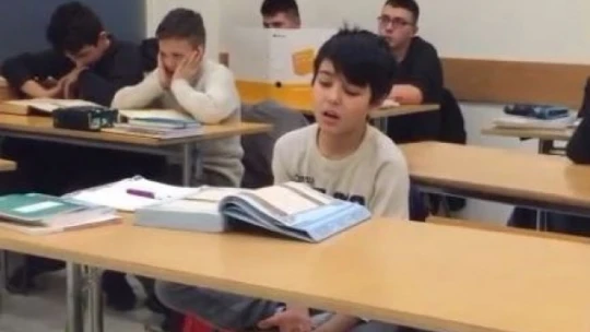 Aydınlı Zeki Hoca, emekli olduktan sonra hayatını Almanya'daki gençlere adadı