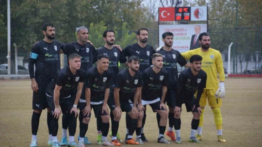 Aydınspor taraftarlarından 'kırmızı kart' tepkisi