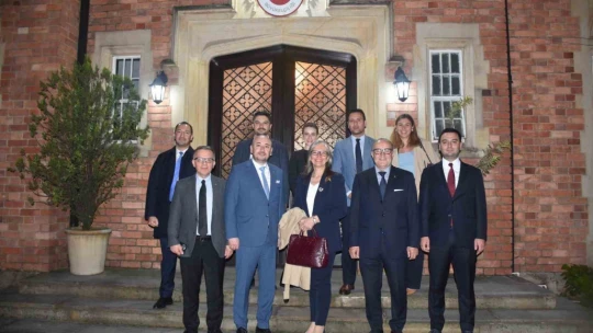AYTO Başkanı Ülken, Kolombiya'da Türk iş dünyasını temsil etti