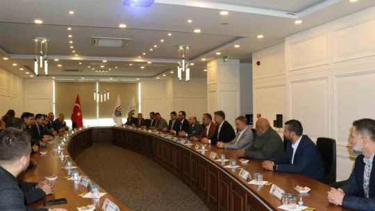 AYTO Başkanı Ülken, Tacikistan heyetini ağırladı