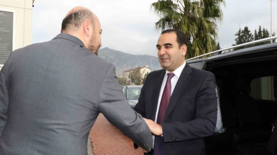 AYTO Başkanı Ülken, Tacikistan heyetini ağırladı