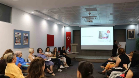 AYTO'da iş dünyasına kadın liderliğini destekleyici eğitimler sürüyor