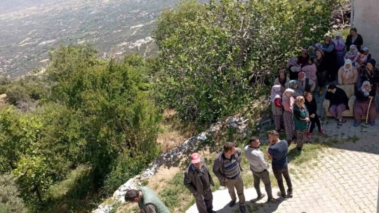 Baba ve kızı sobadan zehirlenerek hayatını kaybetti
