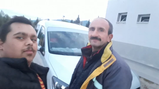 Baba ve down sendromlu oğlu işsiz kaldı