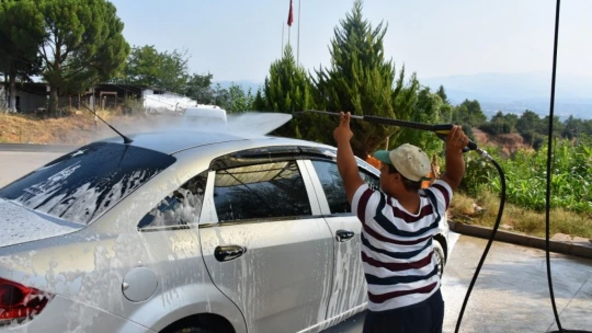Baba ve down sendromlu oğlu işsiz kaldı