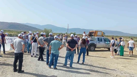 Bafa Gölü'nden bir kamyon çöp çıktı