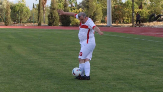 Bakan Bak: 'Türkiye bir spor devrimi yaşamaktadır'