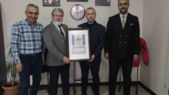 Bakan Danışmanı olan Rektör Yardımcısı İyem'e eski mesai arkadaşlarından 'Hayırlı olsun' ziyareti