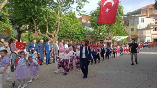 Başçayır Mahallesi'nde 23 Nisan kutlamaları