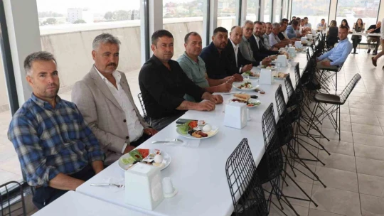 Başkan Arıcı, muhtarların sorunlarını dinledi