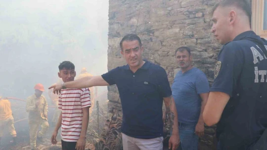 Başkan Arıcı ve Kaymakam Baştürk yangın bölgesinde
