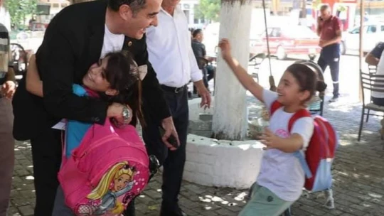 Başkan Arıcı yeni eğitim-öğretim yılında öğrencilere ve öğretmenlere başarılar diledi