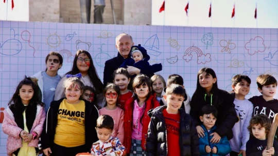 Başkan Atabay'dan, Didimli çocuklara karne hediyesi