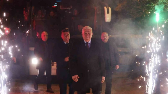 Başkan Atay: 'Yeni dönemde de hizmette rekorlar kırmaya devam edeceğiz'