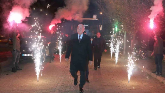 Başkan Atay: 'Yeni dönemde de hizmette rekorlar kırmaya devam edeceğiz'