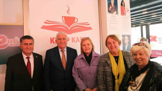 Başkan Atay 16'ıncı Kitap Kafe'yi hizmete açtı