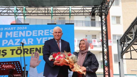 Başkan Atay, Adnan Menderes Kapalı Pazar Yeri'ni hizmete açtı