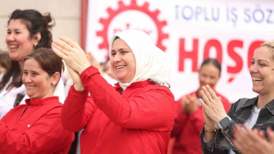 Başkan Atay'dan kadın emekçilerin maaşına zam