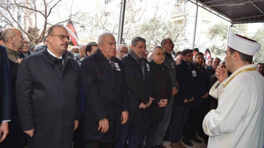 Başkan Atay'ın ağabeyi son yolculuğuna uğurlandı.