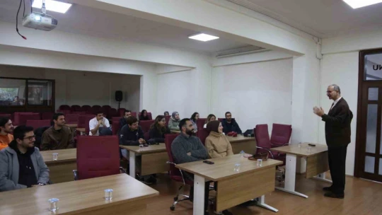 Başkan Atay tıp öğrencileri ile bir araya geldi
