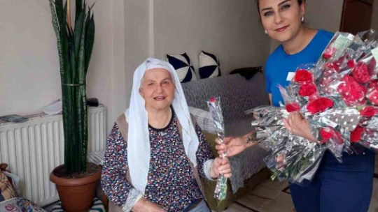 Başkan Büyükyapıcı, anneleri unutmadı