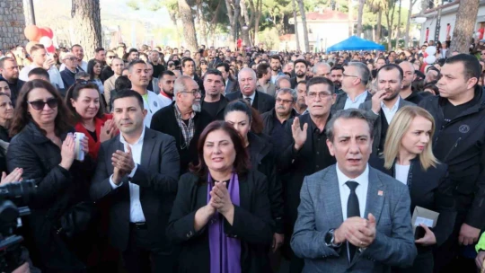 Başkan Çerçioğlu: 'Gençlerimizi kırmadık ve ikinci çalışma salonumuzu açtık'