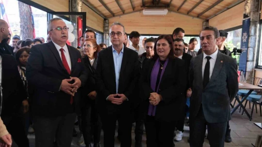 Başkan Çerçioğlu: 'Gençlerimizi kırmadık ve ikinci çalışma salonumuzu açtık'
