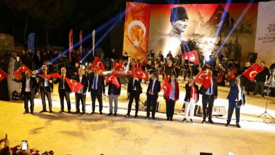 Başkan Çerçioğlu Aydınlıları Senforock ve Moğollar ile buluşturdu