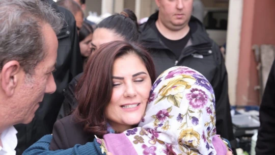 Başkan Çerçioğlu Çarşamba Pazarı'nda vatandaşlarla buluştu
