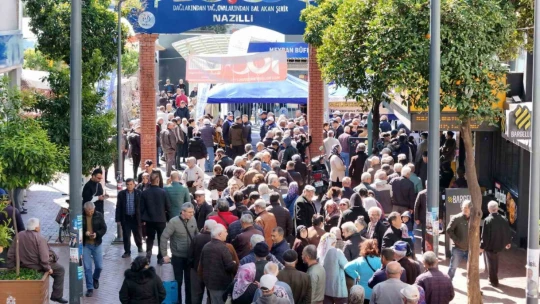 Başkan Çerçioğlu, Çine ve Nazilli'de vatandaşlarla buluştu